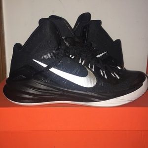 Women’s Nike Hyperdunk